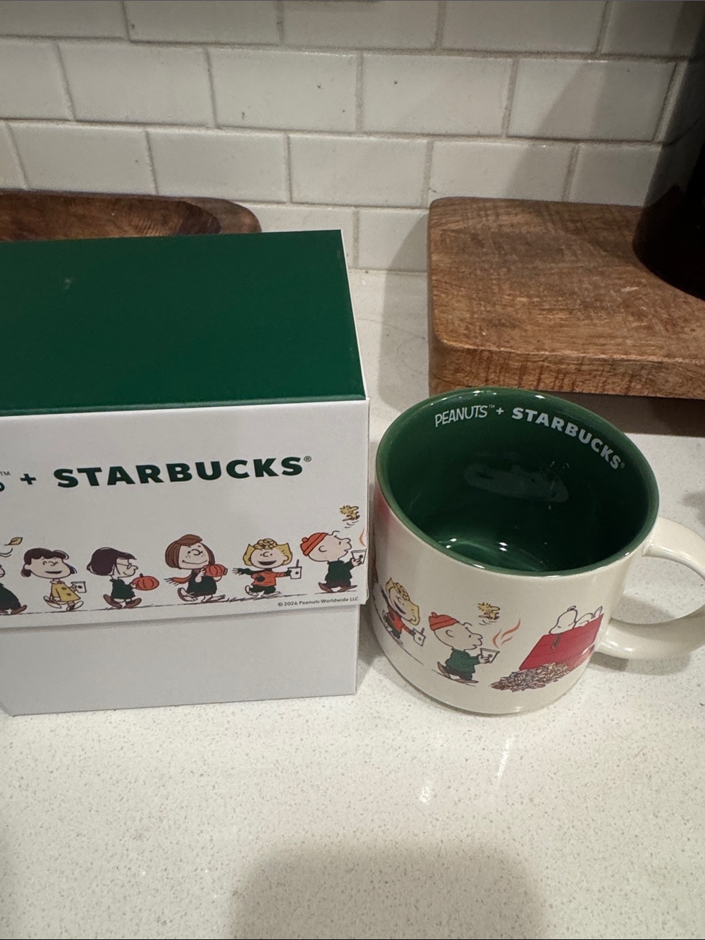 Starbucks peanuts collection ceramic
Mug new